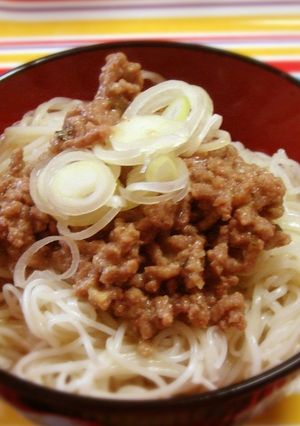 夏休みの自宅弁当②＜坦々麺風＞-レシピのメイン写真