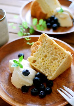 ココナッツオイルでしっとりシフォンケーキ-レシピのメイン写真