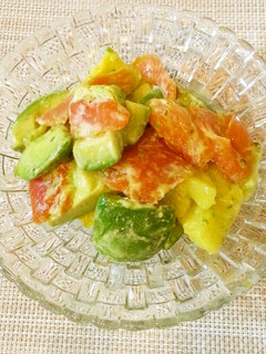 アボカドとサーモンのバジル風味-レシピのメイン写真