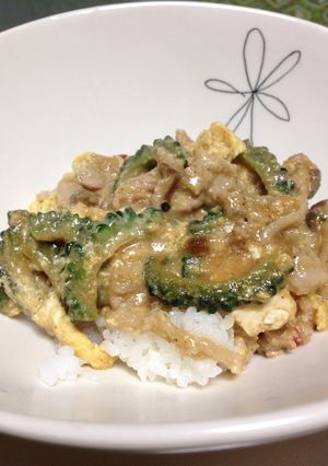 甘辛ほんのり苦っ☆ゴーヤ丼-レシピのメイン写真