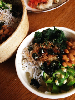 離乳食 夏にピッタリ!親子でネバネバ丼-レシピのメイン写真