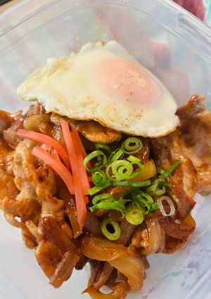 弁当にも！豚こまマヨ生姜焼き丼！-レシピのメイン写真