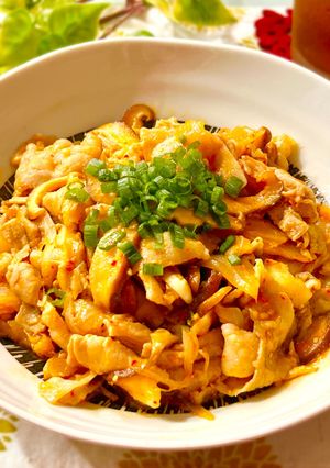 豚バラ肉と椎茸のうま辛！味噌キムチ-レシピのメイン写真
