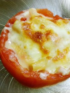 楽々♪丸ごとトマトグラタン-レシピのメイン写真