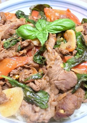 バジルトマト炒め牛丼-レシピのメイン写真