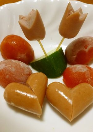 皮なしウイニーで飾ハム-レシピのメイン写真