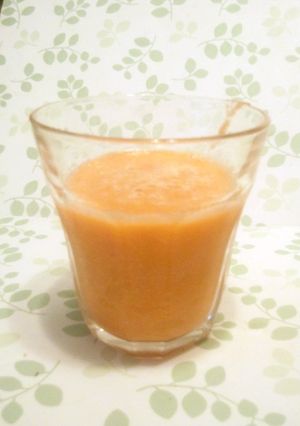 簡単に野菜がとれる人参とバナナのジュース-レシピのメイン写真