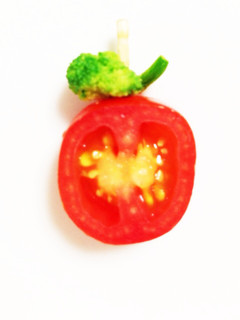 トマトでりんご♡キャラ弁お弁当に-レシピのメイン写真