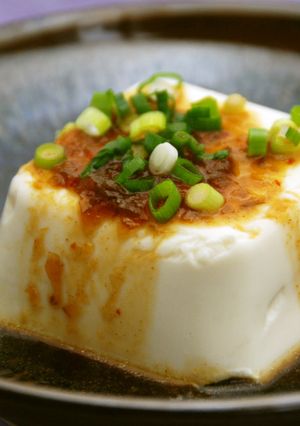 すぐ出せる♪　韓国風　ピリ辛冷奴-レシピのメイン写真