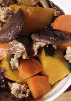 かぼちゃと豚肉の一緒に何でも煮物♪-レシピのメイン写真