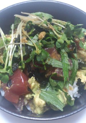 アボカドとマグロで！美味しいアボまぐ丼-レシピのメイン写真