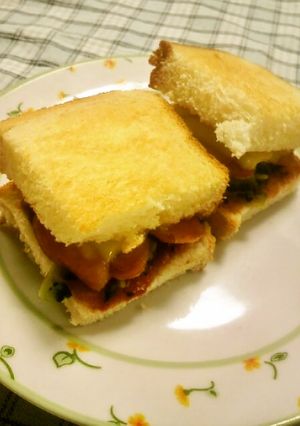 ゴーヤの洋風ピザ焼きサンド-レシピのメイン写真
