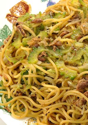 さんま蒲焼き&ゴーヤパスタ-レシピのメイン写真