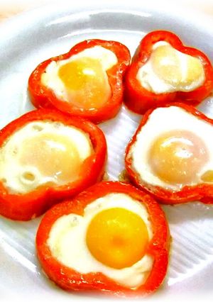 パプリカ目玉焼き♪-レシピのメイン写真