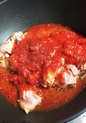 トマトピューレの鶏肉煮込み-レシピのメイン写真
