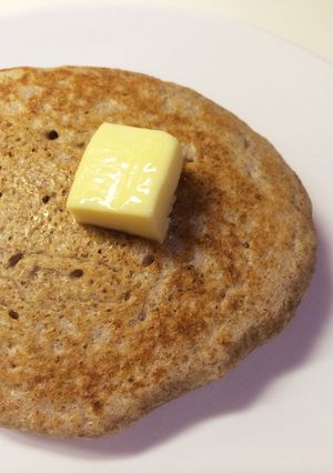 全粒ライ麦の食事用パンケーキ-レシピのメイン写真