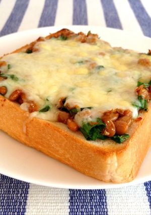 納豆ピザトースト-レシピのメイン写真