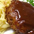 食堂版「煮込みハンバーグスパ」