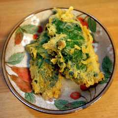 รูปของ 鶏をはさんだ大葉の天ぷら♬