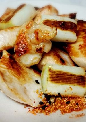 簡単ヘルシー♪おつまみに♪鶏ねぎ塩焼き-レシピのメイン写真