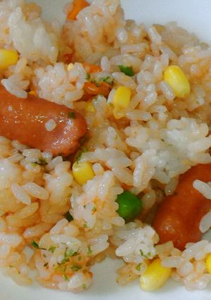 残りごはんで簡単☆ウィニーピラフ♪-レシピのメイン写真