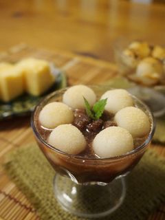 おやつに☆白玉ぜんざいのきな粉かけ-レシピのメイン写真