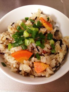 簡単おいしい☆シーチキンで炊き込みご飯-レシピのメイン写真