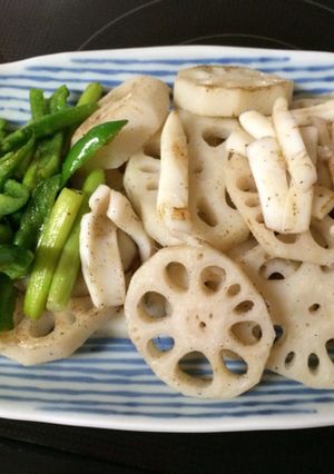 レンコン農家☆レンコンとイカのバター炒め-レシピのメイン写真