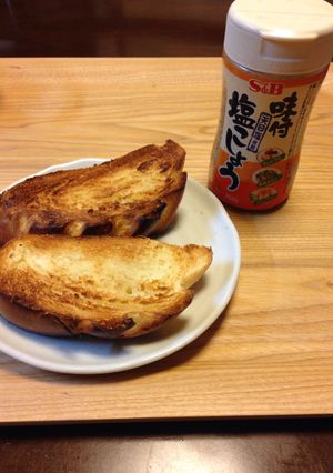 ズボラな私の塩コショウパン-レシピのメイン写真
