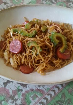 ゴーヤとソーセージ焼きそば-レシピのメイン写真
