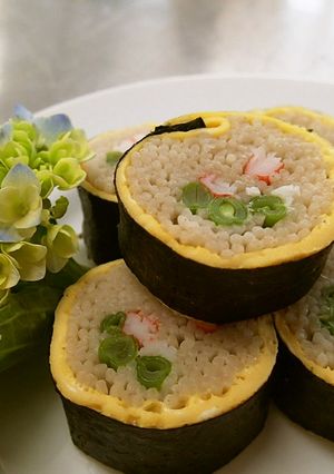 もち麦素麺「福の糸」の巻き寿司-レシピのメイン写真
