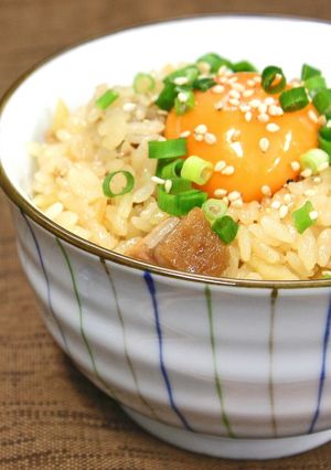 ラフテー入り♪沖縄風炊き込みごはん-レシピのメイン写真