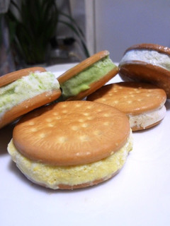野菜アイスクッキーサンド☆アボガド-レシピのメイン写真