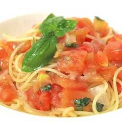 รูปของ ノークック★トマトソースで時短パスタ