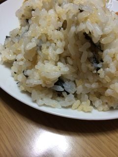 ツナマヨおにぎりで簡単アレンジ混ぜご飯☆-レシピのメイン写真