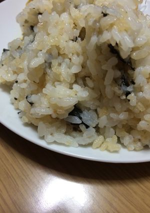 ツナマヨおにぎりで簡単アレンジ混ぜご飯☆-レシピのメイン写真
