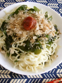 さっぱり味♪梅わかめ冷麺-レシピのメイン写真