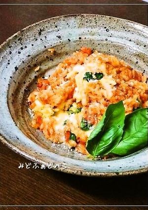 チーズとバジル✿タバスコケチャップライス-レシピのメイン写真