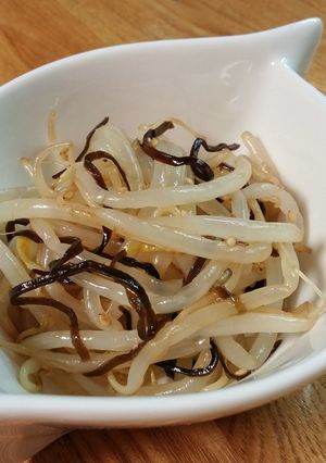 レンジで簡単☆節約☆もやしの塩昆布和え-レシピのメイン写真