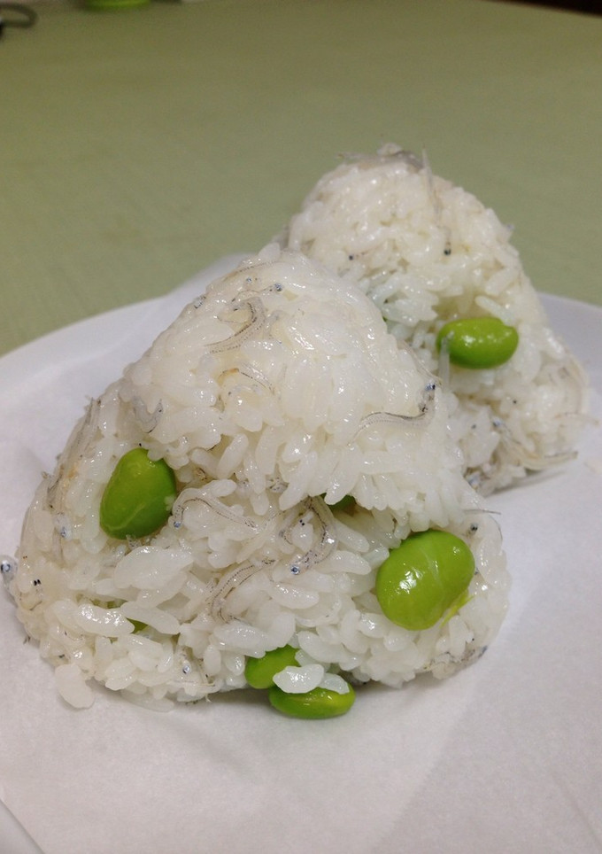 枝豆とじゃこのおにぎり-レシピのメイン写真