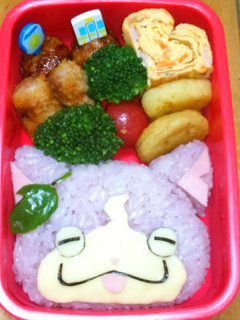 妖怪ウォッチ キャラ弁 ブドウニャン-レシピのメイン写真