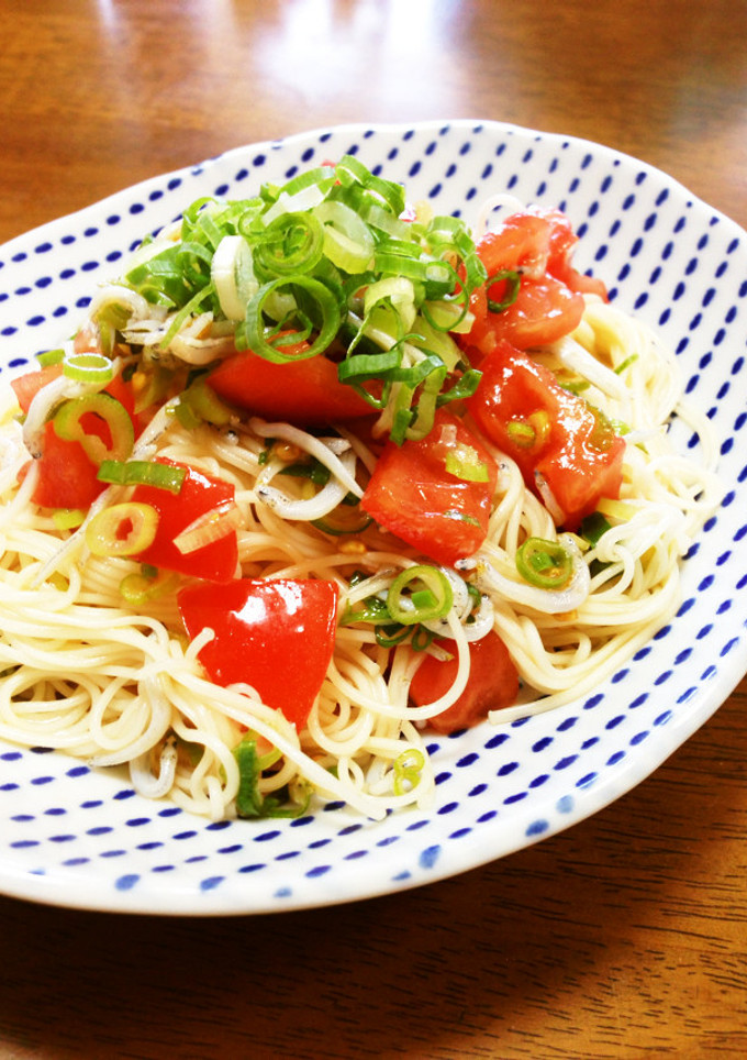 ネギたっぷり！トマトとしらすの冷たい素麺-レシピのメイン写真