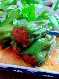 丸ごとピーマンの肉詰め-レシピのメイン写真