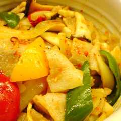 รูปของ 簡単豚バラとエリンギの本格中華炒め丼