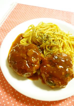 簡単★煮込みハンバーグとナポリタン-レシピのメイン写真