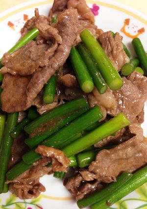 牛肉とニンニクの芽の炒めもの♪-レシピのメイン写真