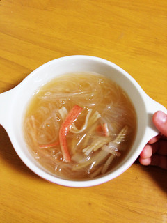 簡単♪カニカマと春雨の中華スープ♪-レシピのメイン写真