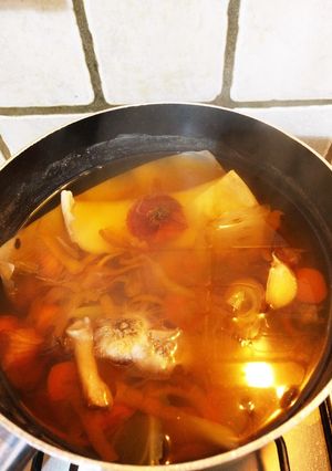 野菜のくずでだし作り！ベジブロス♪-レシピのメイン写真