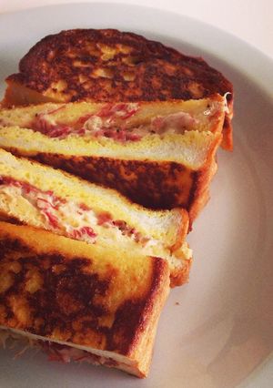 フレンチトーストでホットサンドイッチ-レシピのメイン写真