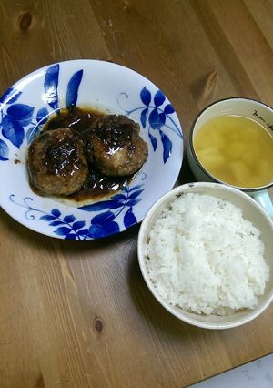 和風煮込みハンバーグ(チーズ入り)-レシピのメイン写真